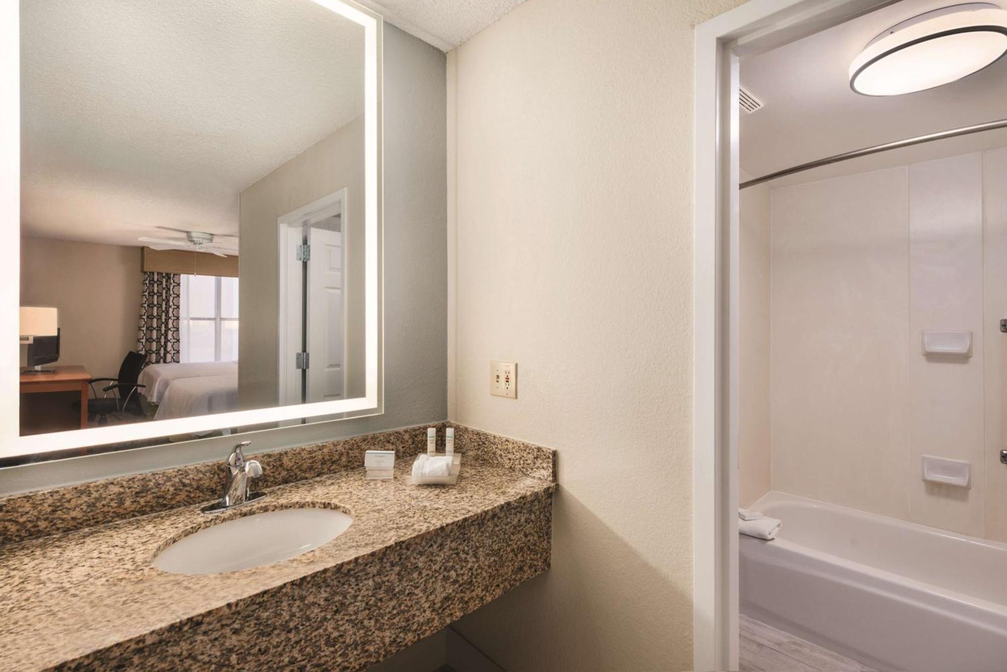 Homewood Suites By Hilton Orlando-Intl Drive/Convention Ctr מראה חיצוני תמונה